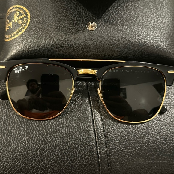 Gold Trim Ray Bans - Picture 1 of 3